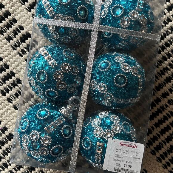 Set of 6 Christmas ornaments aqua blue and silver NWT - Picture 4 of 4